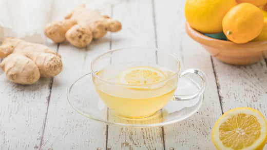 a cup of mad honey mixed with lemon and ginger